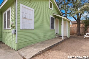 Building Photo - 1235 Sims Ave
