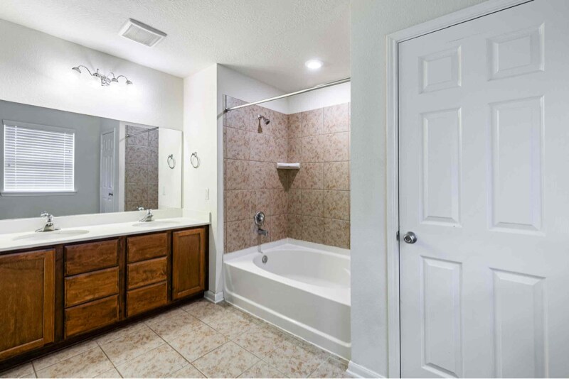 Building Photo - 3288 Havenwood Chase Ln
