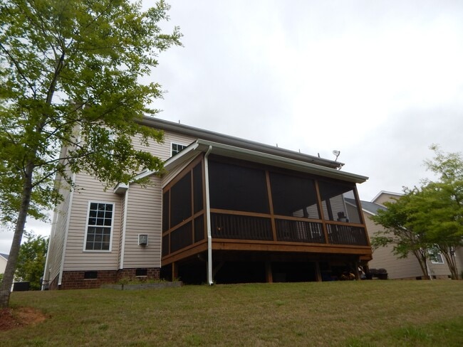 Building Photo - 424 Sheltered Cove Court