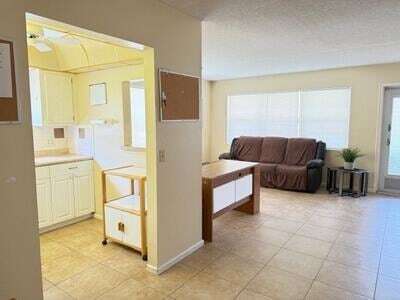 Building Photo - 145 Dorchester G