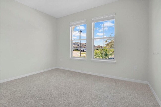 Building Photo - 11145 Sound Shr Dr