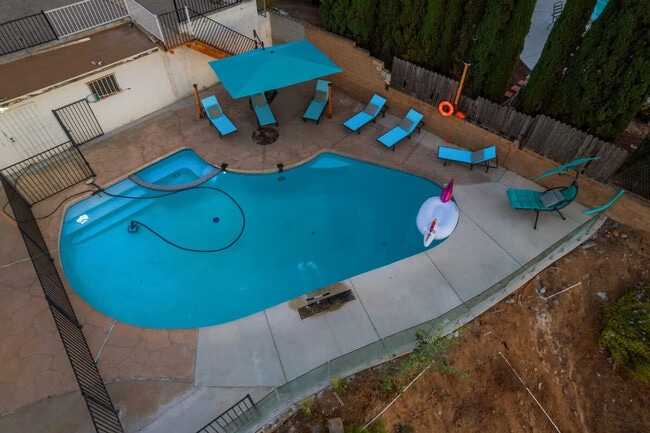 Building Photo - 1853 Penasco Rd