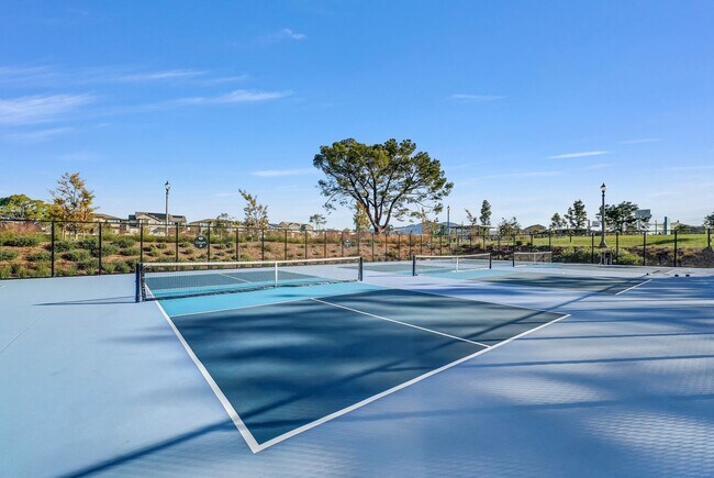 Building Photo - New-built Home in Great Park