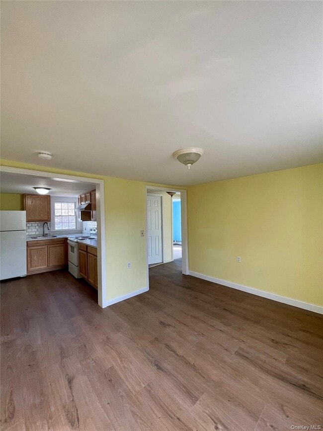 Building Photo - 44 E Market St