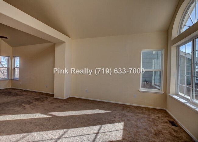 Building Photo - 985 Ridgebury Pl