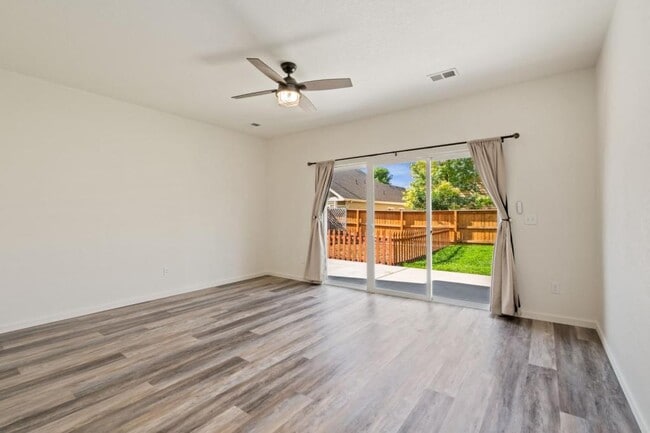 Building Photo - 4415 Wolcott Dr