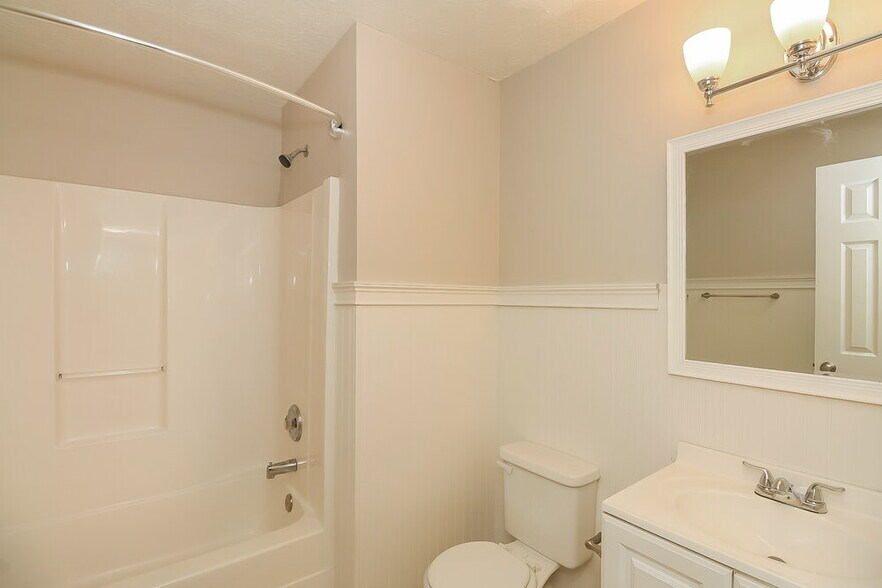 Building Photo - 254 Player's Cir