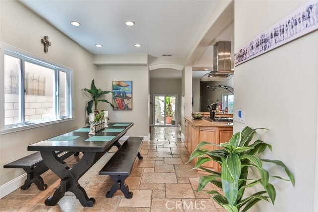 Building Photo - 215 6th St