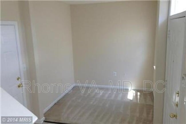 Building Photo - 21809 Jarvis Square