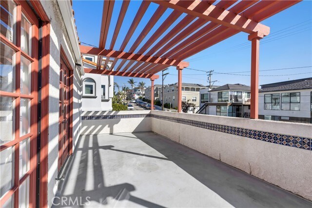 Building Photo - 207 16th St