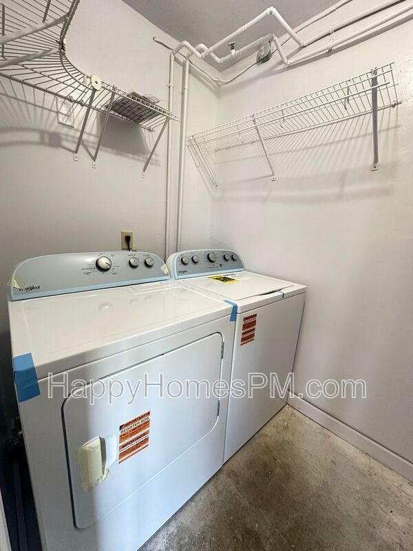 Building Photo - 1721 Boone Hall Dr