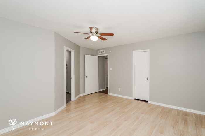Building Photo - 4121 Shagbark St