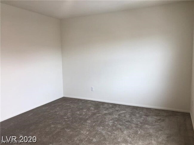 Building Photo - 7576 Slipper Orchid St