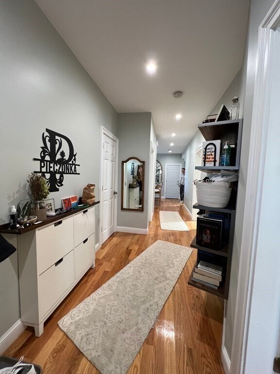 Building Photo - 20 Kenton Rd