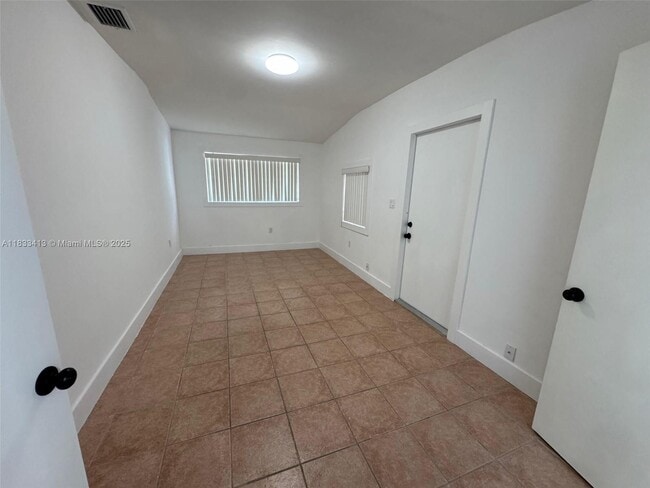 Building Photo - 2255 SW 26th St