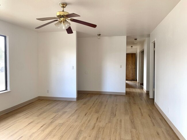Building Photo - 1590 Cembellin Dr