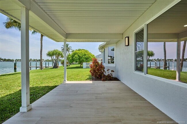 Building Photo - 1534 Thumb Point Dr