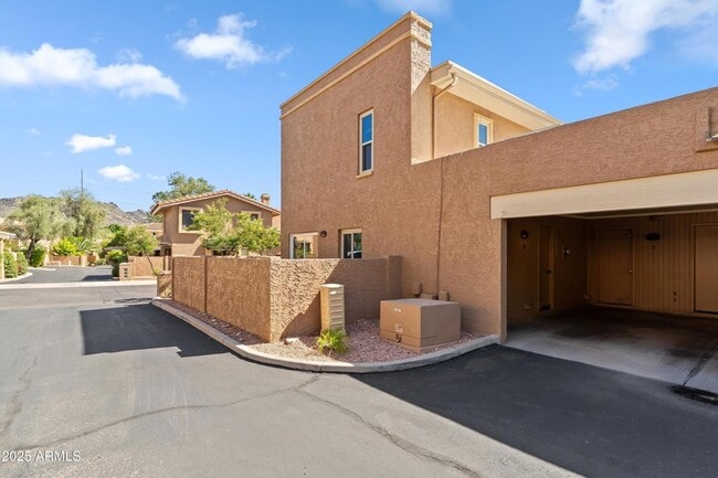 Building Photo - 10420 North 11th St