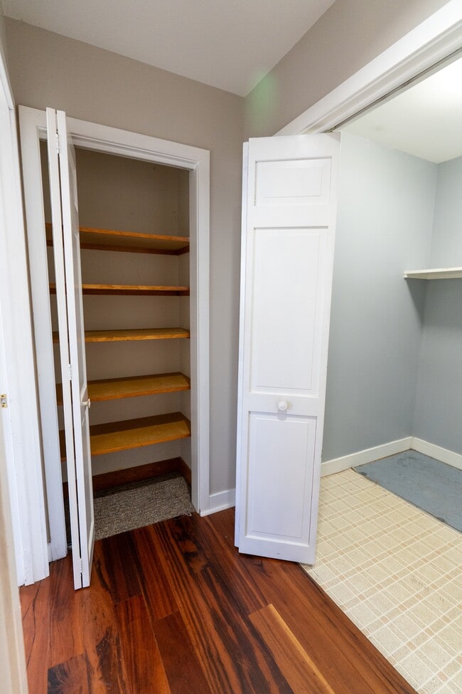 Building Photo - 363 Blackstrap Rd