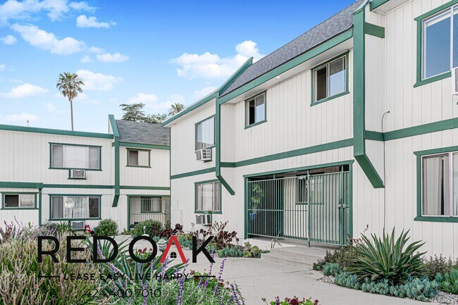Building Photo - 12767 San Fernando Rd