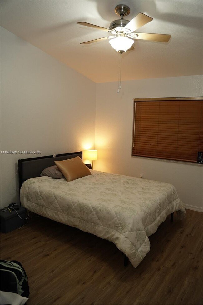 Building Photo - 159 Hidden Ct Rd