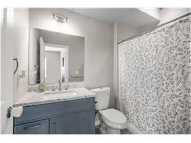 Building Photo - 21979 Lower Mill Ave