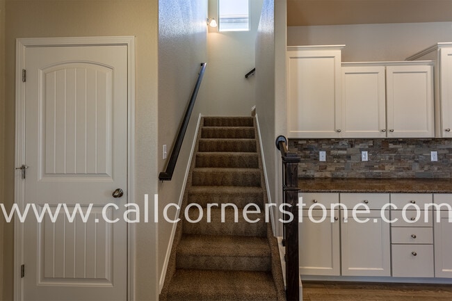 Building Photo - 6698 Lucky Star Ln