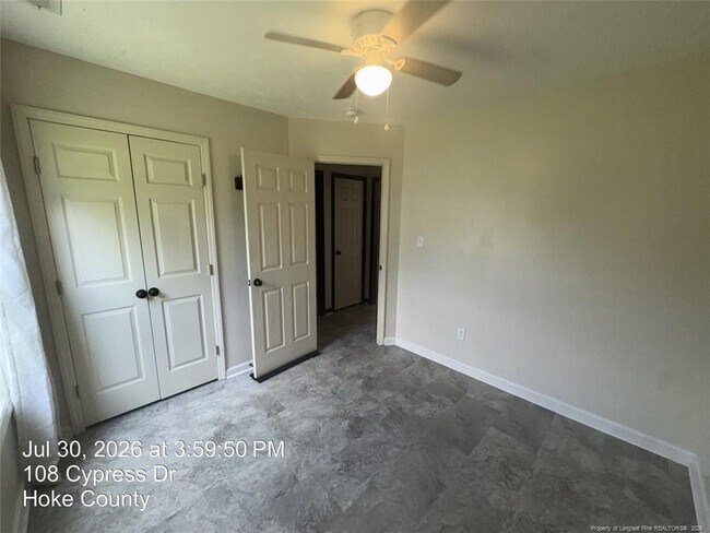 Building Photo - 108 Cypress Dr