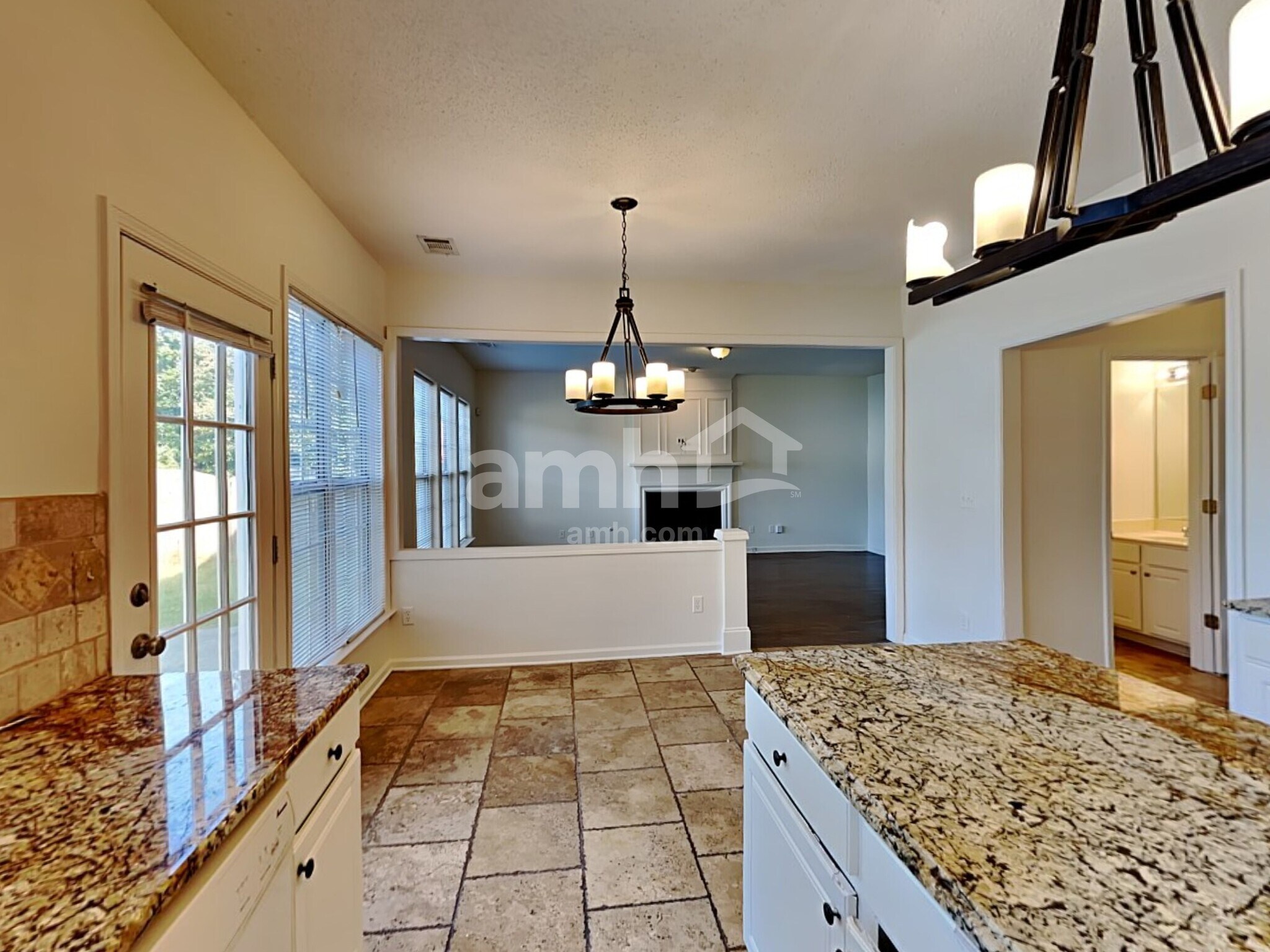 Building Photo - 4505 Glenaire Dr NW