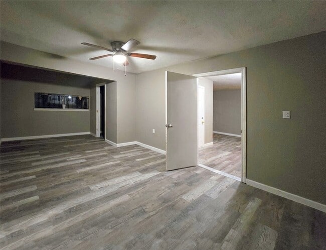 Building Photo - 12008 Bellafonte Dr