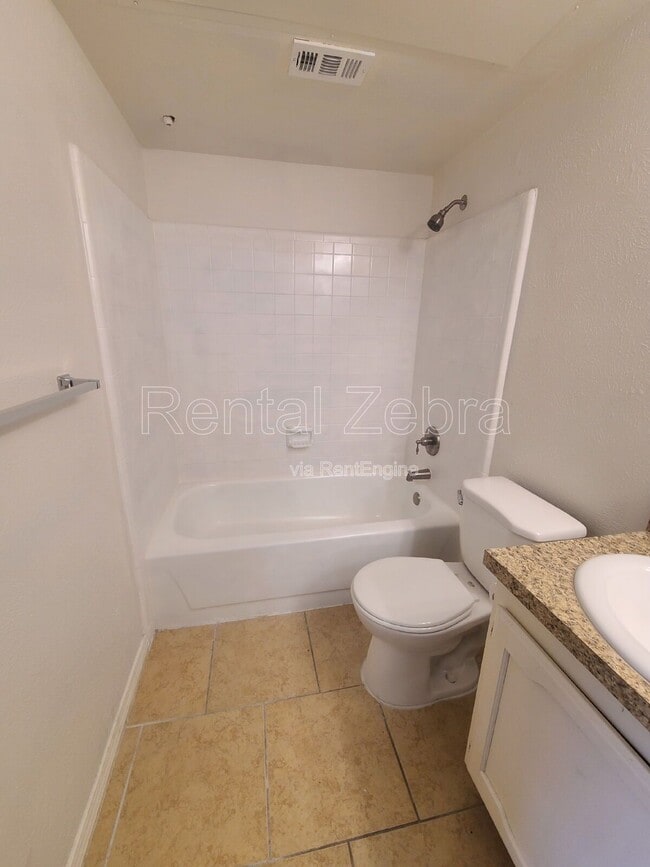 Building Photo - 4633 Carr St