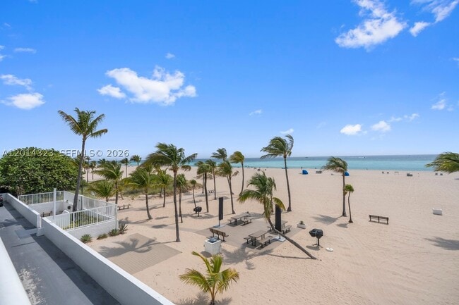 Building Photo - 2100 S Ocean Dr