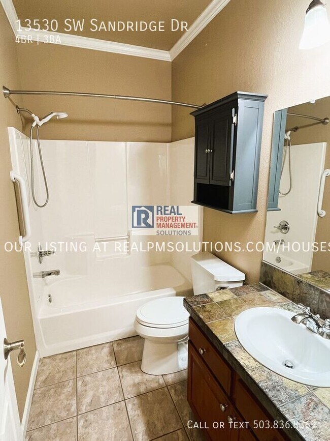 Building Photo - 13530 SW Sandridge Dr