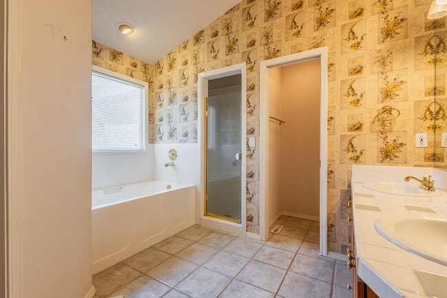 Building Photo - Beautiful home in the heart of Eagle