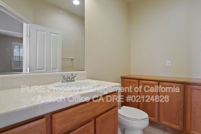 Building Photo - 4581 Bonraven Way