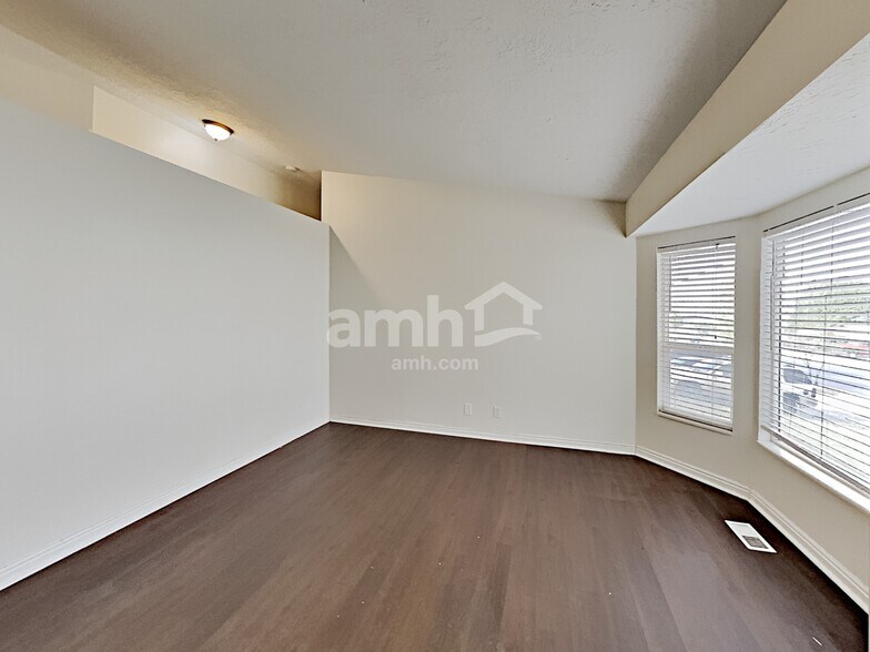Building Photo - 6868 Jackling Way