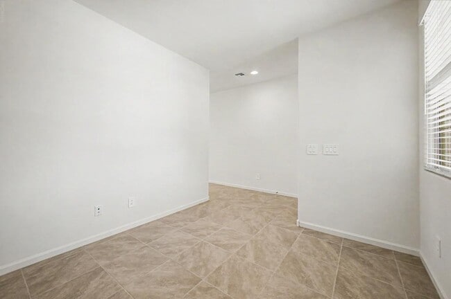 Building Photo - 12528 E Caden Dr