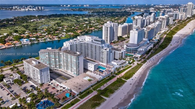 Building Photo - 5401 Collins Ave