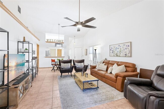 Building Photo - 4537 S Lockwood Ridge Rd