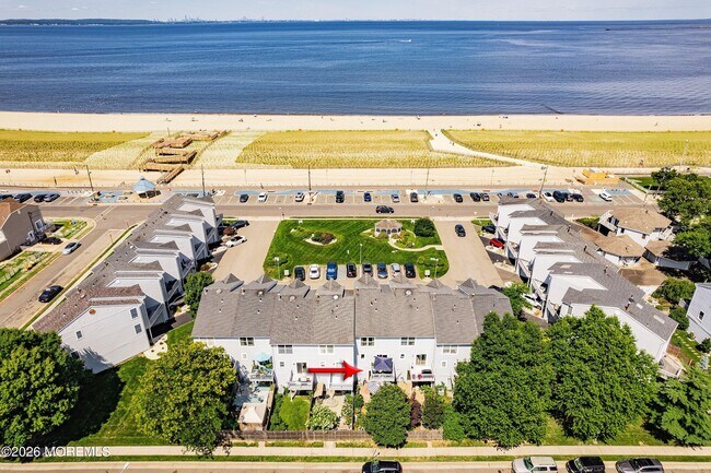 Building Photo - 12 Vista Shores Dr