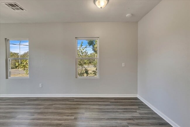 Building Photo - 2000 N Douglas Blvd