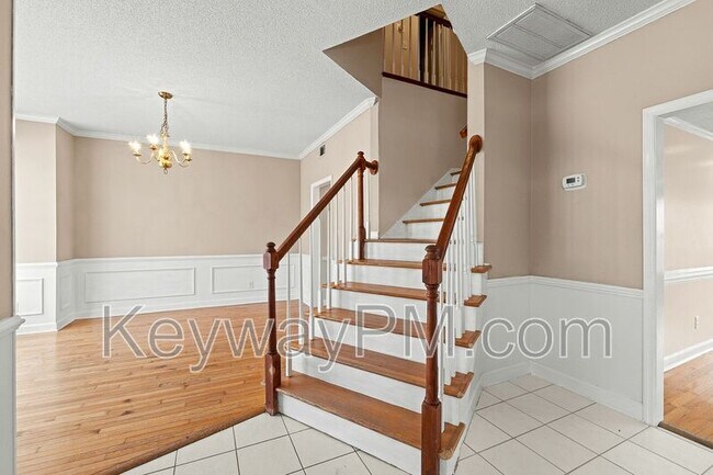 Building Photo - 1063 Waltons Pass