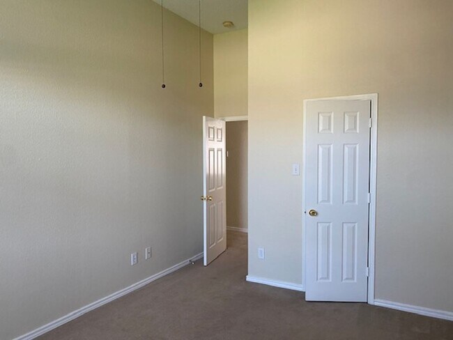 Building Photo - Coming Soon in Fort Worth! 4 bedroom with ...