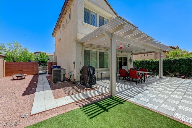 Building Photo - 937 Ambrosia Dr