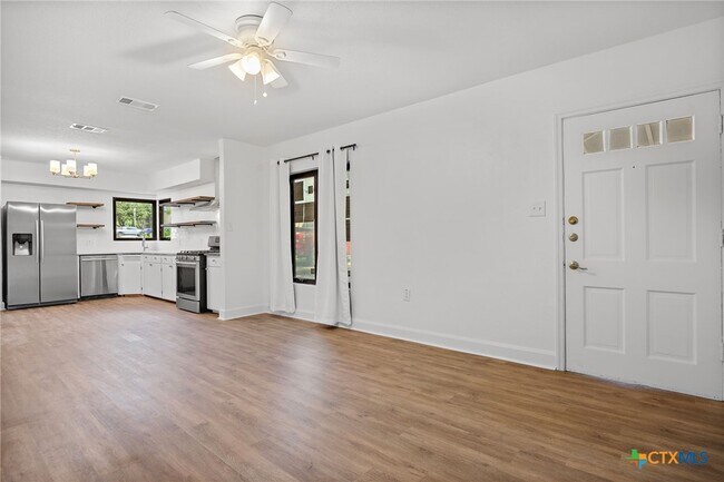 Building Photo - 1103 Bentwood Rd