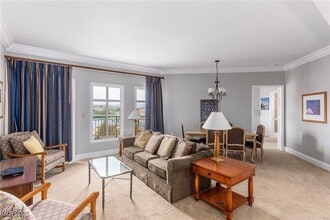 Building Photo - 30 Strada Di Villaggio