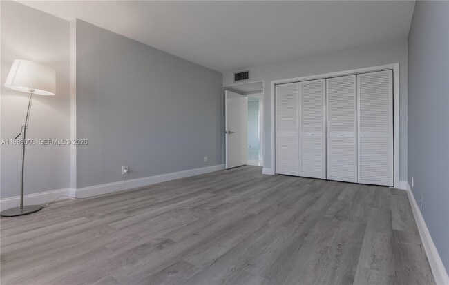 Building Photo - 500 Three Islands Boulevard