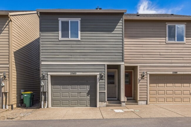 Building Photo - 2503 Carson Loop