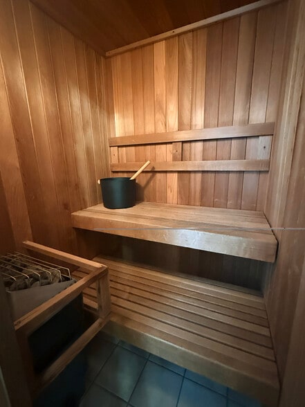 In-Unit Sauna - 8530 Holloway Dr