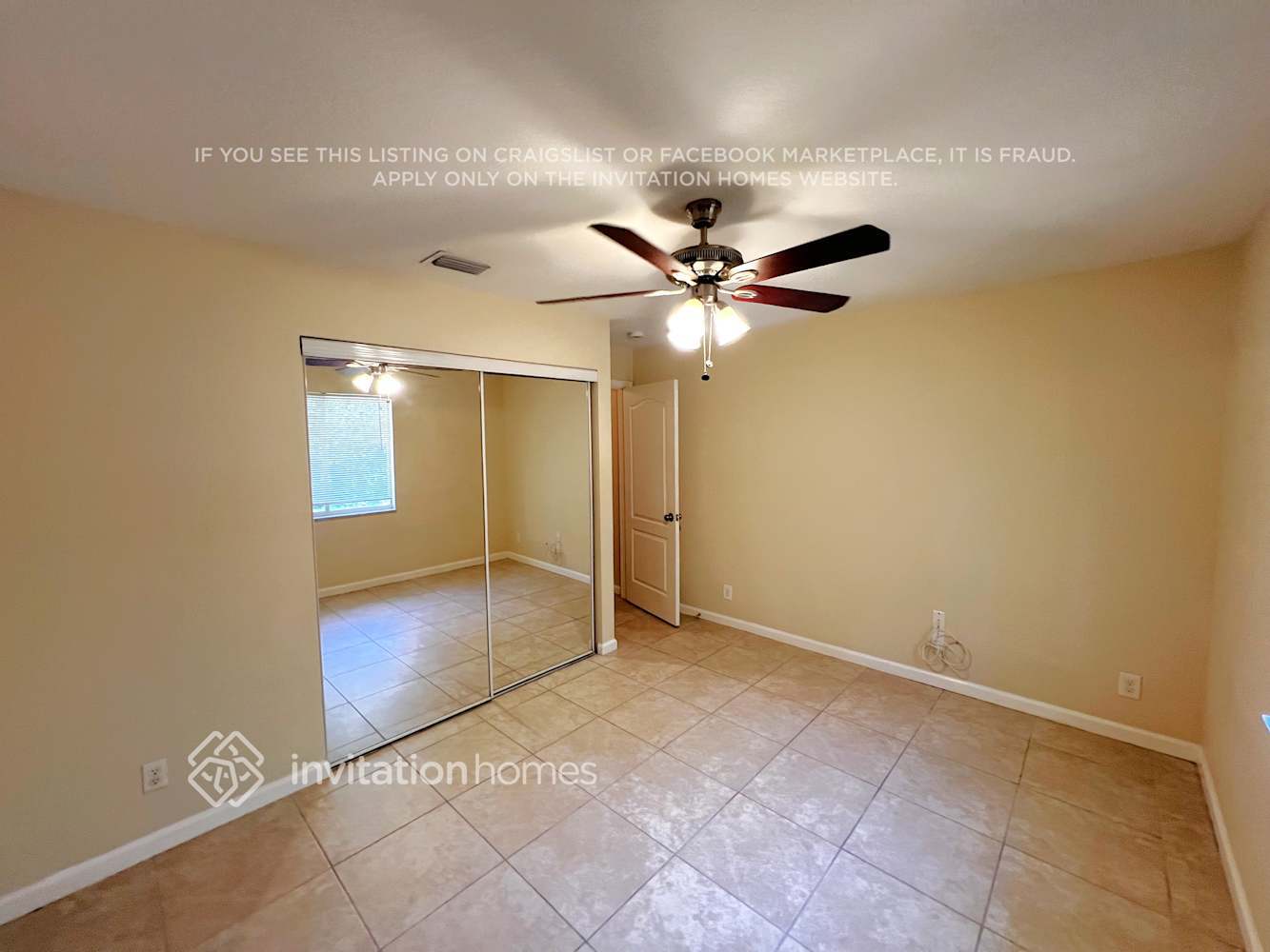 Building Photo - 1070 SW Aurelia Ave